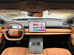 Geely Galaxy Xingyao 8 130km EM-i Flagship - ფოტო 16