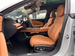 Geely Galaxy Xingyao 8 130km EM-i Flagship - ფოტო 17