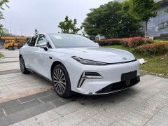 Geely Galaxy Xingyao 8 130km EM-i Flagship - ფოტო 3
