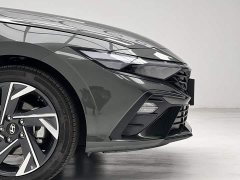 Hyundai Elantra 2023 1.5L CVT GLX Elite - ფოტო 12