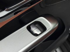Mercedes-Benz GLC 300 L 4MATIC Dynamic 7-Seater - ფოტო 18