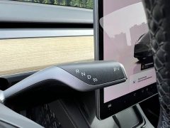 Tesla Model Y Rear-Wheel Drive - ფოტო 14