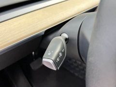 Tesla Model Y Rear-Wheel Drive - ფოტო 19