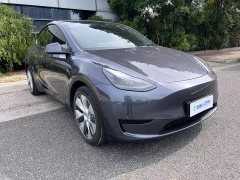 Tesla Model Y Rear-Wheel Drive - ფოტო 5