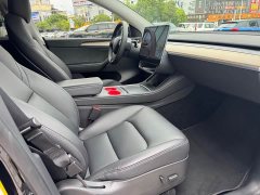 Tesla Model Y Standard Range RWD - ფოტო 14