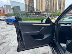 Tesla Model Y Standard Range RWD - ფოტო 8