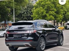 Lincoln Explorer 2.0T AWD Elite - ფოტო 12