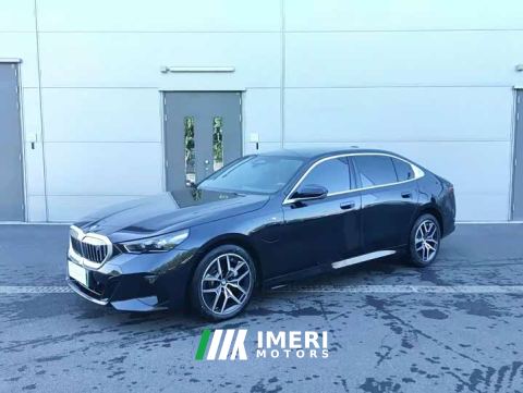 2026 BMW i5 eDrive 35L Luxury Package