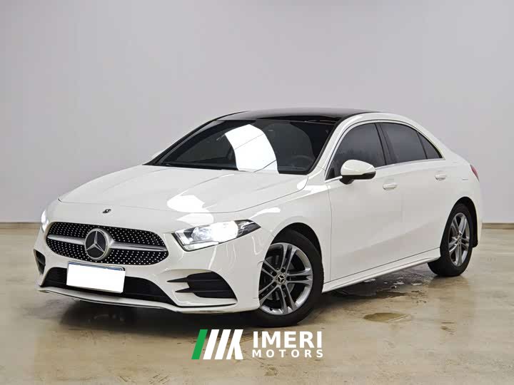 Mercedes-Benz A-Class Facelift A 180 L Sport Sedan