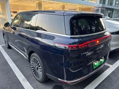 IM Motors Zhiji LS8 52 Max Luxury Six-Seater - ფოტო 14