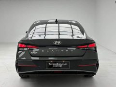 Hyundai Elantra 1.5L CVT GLX Elite - ფოტო 11