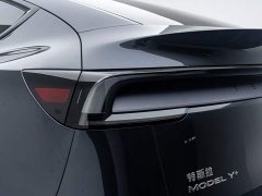 Tesla Model Y Long Range All-Wheel Drive Launch Edition - ფოტო 11
