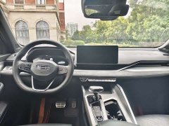 Geely Xingrui 2.0T Diesel Exclusive Cyan Green Edition - ფოტო 13