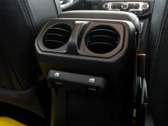 Jeep Gladiator 2022 3.6L Pioneer Edition - ფოტო 12
