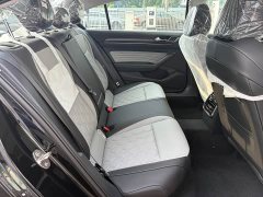 Volkswagen Magotan 30 Million Units Select Edition 280TSI DSG Luxury - ფოტო 6