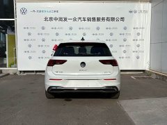 Volkswagen Golf 300TSI Pro - ფოტო 10