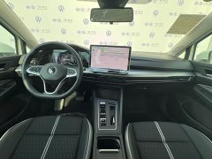Volkswagen Golf 300TSI Pro - ფოტო 4