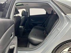 Hyundai Elantra 1.5L CVT Luxury - ფოტო 10