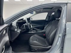 Hyundai Elantra 1.5L CVT Luxury - ფოტო 6
