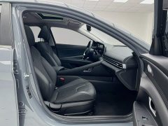 Hyundai Elantra 1.5L CVT Luxury - ფოტო 8