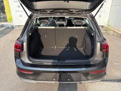 Volkswagen Golf 300TSI Pro - ფოტო 10