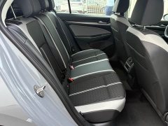 Volkswagen Golf 300TSI Pro - ფოტო 6