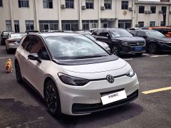 Volkswagen ID.3 Outstanding Edition - ფოტო 3