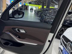 BMW 3 Series 325Li M Sport Package - ფოტო 15