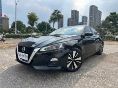 Nissan Teana 2.0L XL Comfort - ფოტო 1