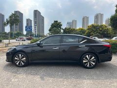 Nissan Teana 2.0L XL Comfort - ფოტო 3