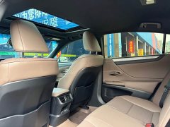 Lexus ES 2025 200 Premium Edition - ფოტო 13