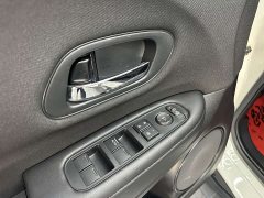 Honda Vezel 1.5L CVT Phantom Night Pioneer Edition - ფოტო 13