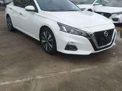 Nissan Teana 2.0L XL Comfort - ფოტო 3