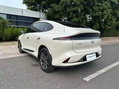 IM Motors Zhiji LS6 Lingxi Intelligent Driving Edition - ფოტო 5