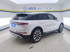 Lincoln Explorer 2.0T FWD Elegant Edition - ფოტო 3