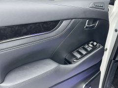 Toyota Vellfire 2021 Crown Hybrid 2.5L HV Luxury Edition - ფოტო 19