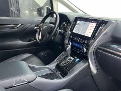 Toyota Vellfire 2021 Crown Hybrid 2.5L HV Luxury Edition - ფოტო 9