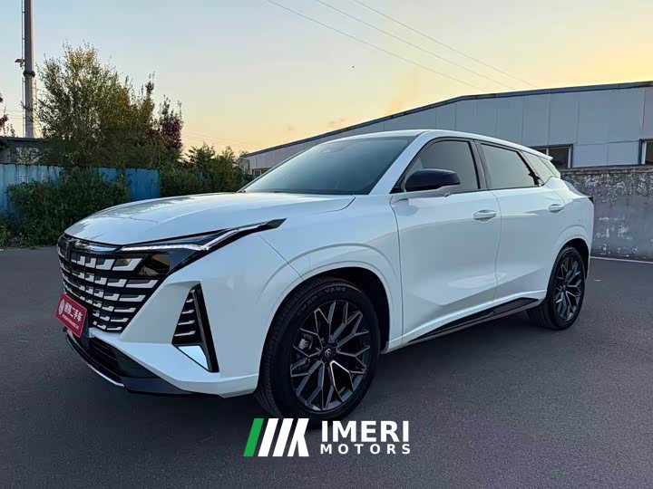 Changan UNI-Z 1.5T Luxury - ავტომობილი ჩინეთიდან