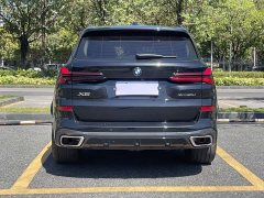 BMW X5 xDrive 30Li M Sport Luxury Night Edition Package - ფოტო 4