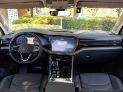 Volkswagen Touareg 3.0TSI Ruixiang Classic Sport Package - ფოტო 11