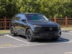 Volkswagen Touareg 3.0TSI Ruixiang Classic Sport Package - ფოტო 3