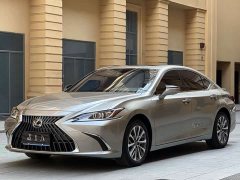 Lexus ES 2022 300h Excellence Edition - ფოტო 1