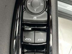Volkswagen Viloran 2020 Mild Hybrid Redline 530T Automatic Luxury Edition (5 2 Seating) - ფოტო 11