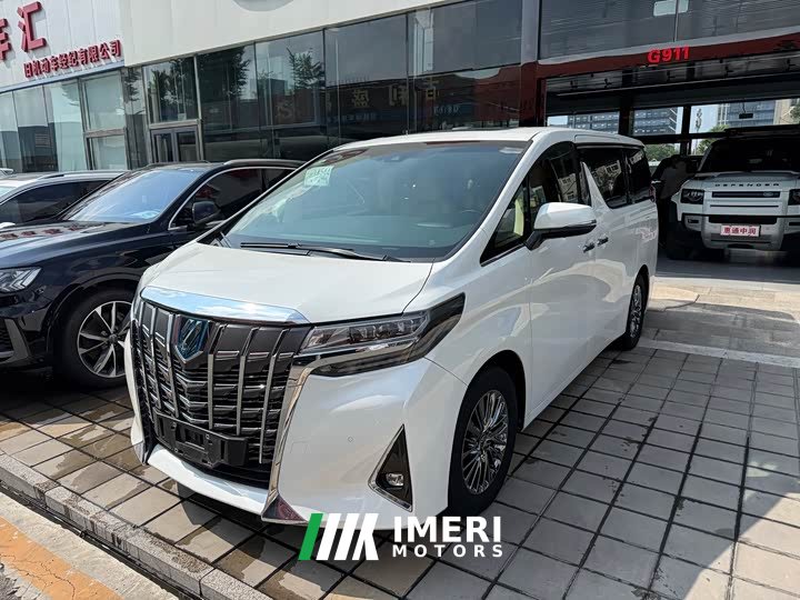 Toyota Alphard Hybrid 2.5L Luxury