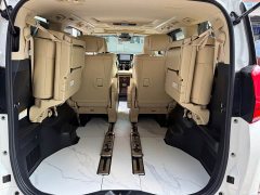 Toyota Alphard Hybrid 2.5L Luxury - ფოტო 14