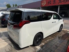 Toyota Alphard Hybrid 2.5L Luxury - ფოტო 3