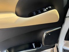 Toyota Alphard Hybrid 2.5L Luxury - ფოტო 7