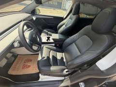 Tesla Model Y Rear-Wheel Drive - ფოტო 3