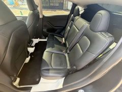 Tesla Model Y Rear-Wheel Drive - ფოტო 4