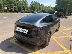Tesla Model Y Rear-Wheel Drive - ფოტო 8
